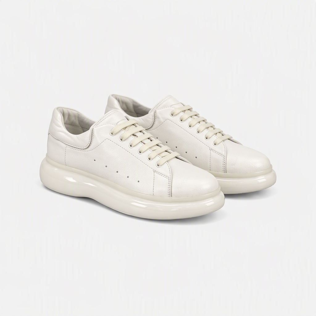 Hakiki Deri Beyaz Kalın Tabanlı Erkek Sneaker - açılı görünüm