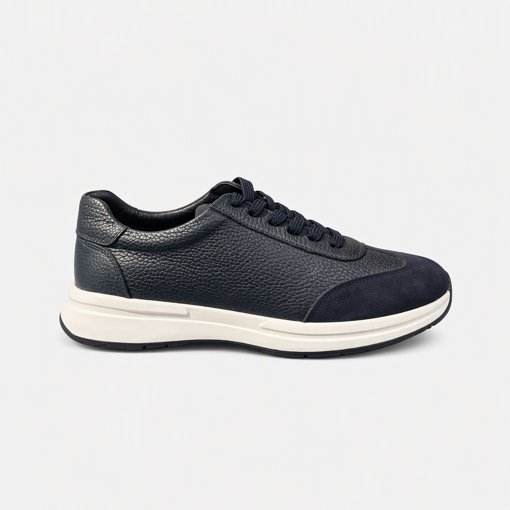 Hakiki Deri Lacivert Süet Detaylı Krem Tabanlı Erkek Sneaker - açılı görünüm